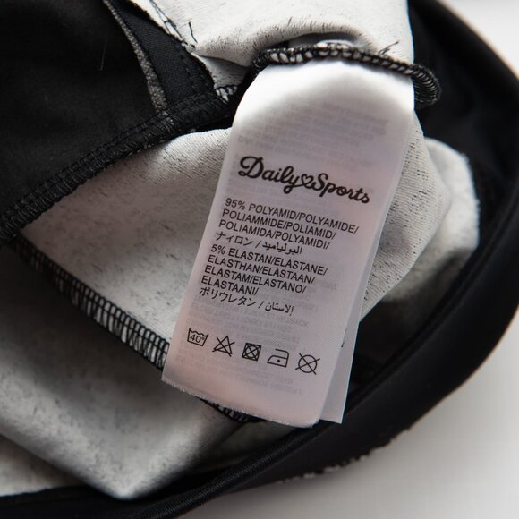 Daily Sports Jill Jacket Zip Front Golf Textured Jersey Black White Size Medium - Picture 4 of 6